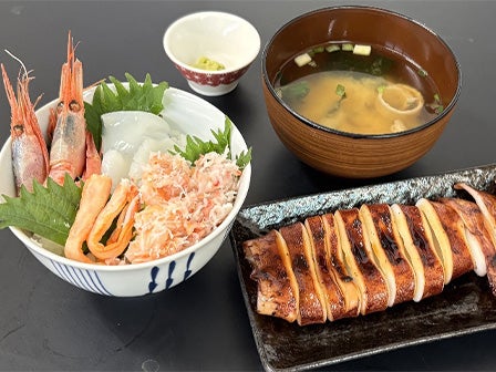 中部発 見て・食べて・歩いて・作る!絶景クルーズ×カニ×町歩き×箸作り!三方五湖レイククルーズと選べるカニランチ!小浜の旧茶屋町散策&箸作り体験<JAMJAM TOUR>3